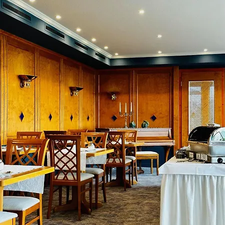 Hotel Bellevue Weimar (Lahn)